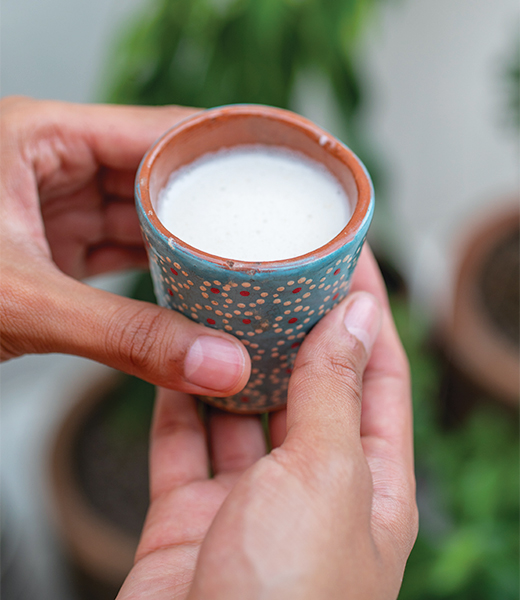 Small cup of pulque